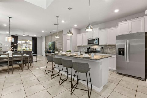 Villa ou maison à vendre à Davenport, Floride: 6 chambres, 295.06 m2 № 2272735 - photo 5