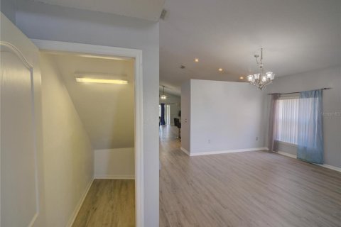 Casa en venta en Orlando, Florida, 4 dormitorios, 260.96 m2 № 1843924 - foto 15