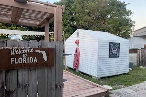 Casa en alquiler en Hollywood, Florida, 2 dormitorios, 78.04 m2 № 2033239 - foto 8