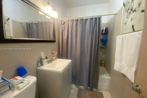 Casa en alquiler en Hollywood, Florida, 2 dormitorios, 78.04 m2 № 2033239 - foto 6
