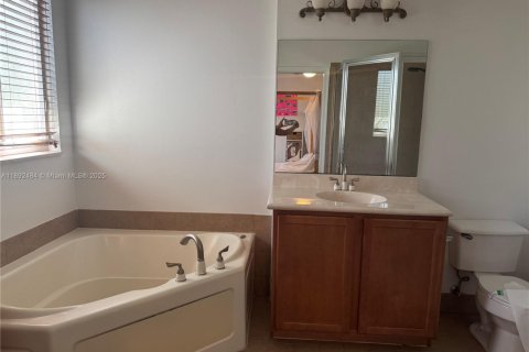 Adosado en alquiler en Boynton Beach, Florida, 3 dormitorios, 161.56 m2 № 1946022 - foto 17