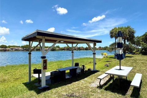 Купить кондоминиум в Майами, Флорида 2 спальни, 116.59м2, № 2042527 - фото 26