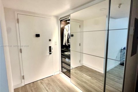 Купить кондоминиум в Майами, Флорида 2 спальни, 116.59м2, № 2042527 - фото 8