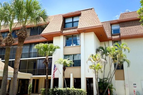 Купить кондоминиум в Майами, Флорида 2 спальни, 116.59м2, № 2042527 - фото 27