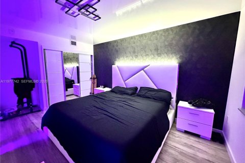 Купить кондоминиум в Майами, Флорида 2 спальни, 116.59м2, № 2042527 - фото 16