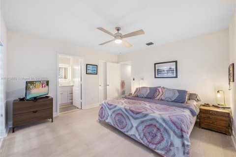 Купить кондоминиум в Майами, Флорида 3 спальни, 168.15м2, № 1968460 - фото 15