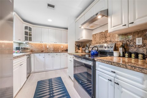 Купить кондоминиум в Майами, Флорида 3 спальни, 168.15м2, № 1968460 - фото 5