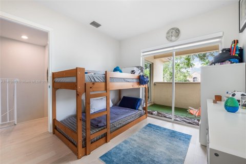 Купить кондоминиум в Майами, Флорида 3 спальни, 168.15м2, № 1968460 - фото 19