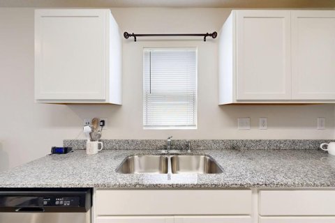 Купить виллу или дом в Палм-Кост, Флорида 4 комнаты, 115.85м2, № 2100397 - фото 19