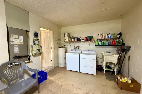 Casa en venta en Kissimmee, Florida, 3 dormitorios, 101.26 m2 № 1902472 - foto 9