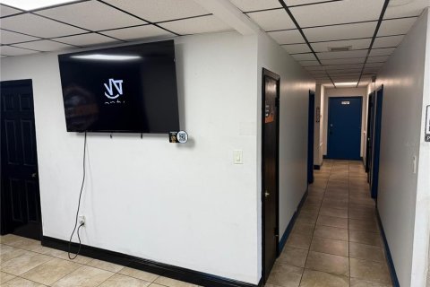 Immobilier commercial à vendre à Orlando, Floride: 483.09 m2 № 1906817 - photo 8