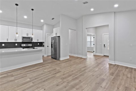 Villa ou maison à louer à Dunnellon, Floride: 3 chambres, 153.1 m2 № 1839003 - photo 3