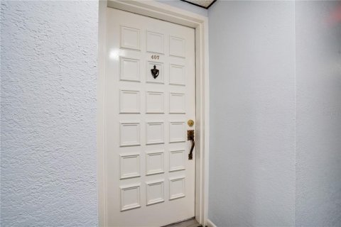 Condo in Saint Petersburg, Florida, 1 bedroom  № 1312848 - photo 19