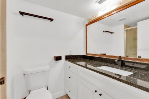 Condo in Orlando, Florida, 2 bedrooms  № 1548081 - photo 25