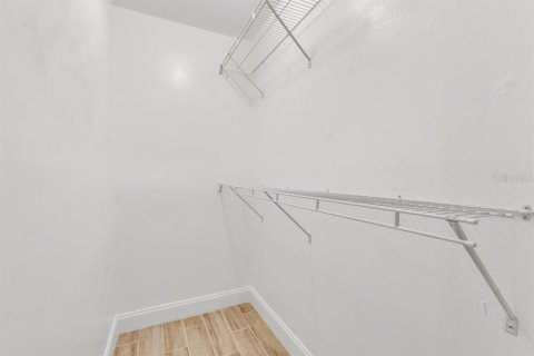 Condo in Orlando, Florida, 2 bedrooms  № 1548081 - photo 24