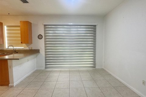 Townhouse in Homestead, Florida 3 bedrooms, 145.3 sq.m. № 2243298 - photo 10