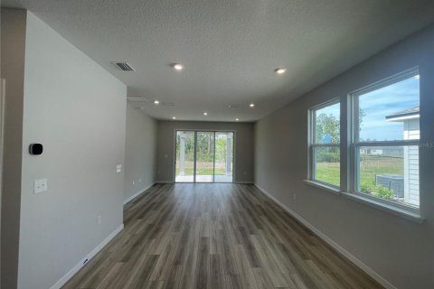 House in Palm Coast, Florida 4 bedrooms, 142.42 sq.m. № 1414196 - photo 23