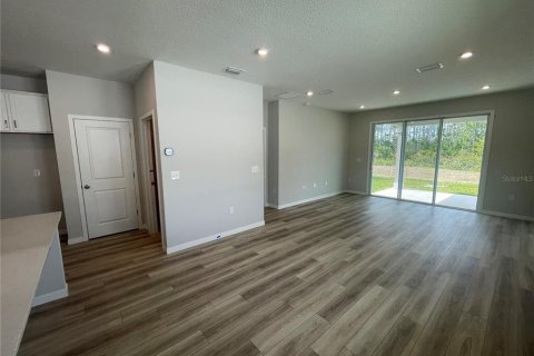 House in Palm Coast, Florida 4 bedrooms, 142.42 sq.m. № 1414196 - photo 24