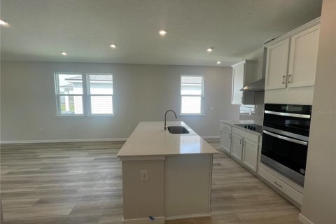 House in Palm Coast, Florida 4 bedrooms, 142.42 sq.m. № 1414196 - photo 12
