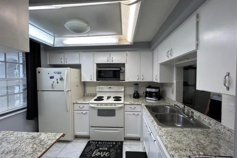 Copropriété à vendre à New Port Richey, Floride: 2 chambres, 77.2 m2 № 1722299 - photo 7