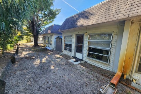 Copropriété à vendre à New Port Richey, Floride: 2 chambres, 77.2 m2 № 1722299 - photo 4