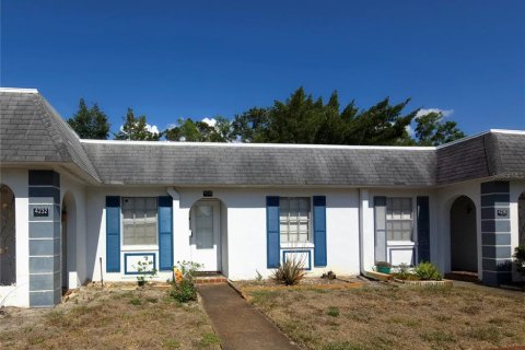 Copropriété à vendre à New Port Richey, Floride: 2 chambres, 77.2 m2 № 1722299 - photo 5