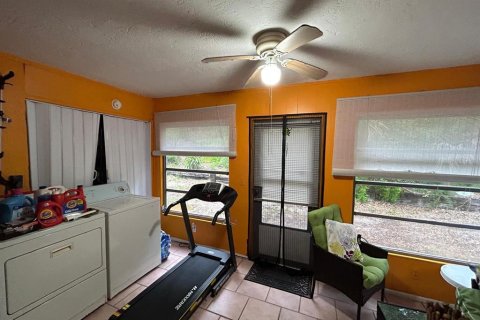 Copropriété à vendre à New Port Richey, Floride: 2 chambres, 77.2 m2 № 1722299 - photo 11