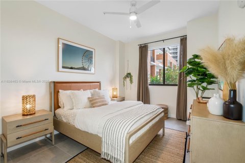 Casa en alquiler en North Miami Beach, Florida, 1 dormitorio № 1935374 - foto 1
