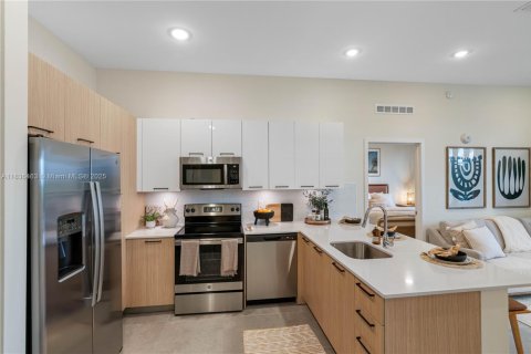 Casa en alquiler en North Miami Beach, Florida, 1 dormitorio № 1935374 - foto 6