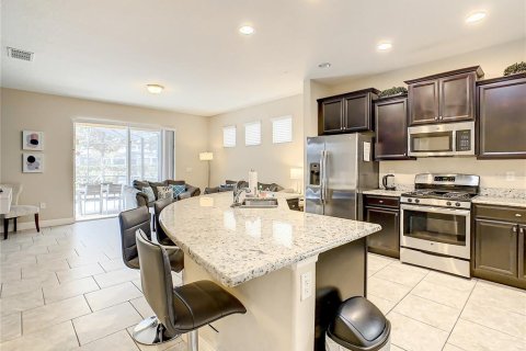 Casa en venta en Davenport, Florida, 5 dormitorios, 257.99 m2 № 1521011 - foto 8