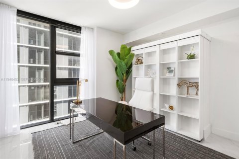 Copropriété à louer à Miami, Floride: 4 chambres, 235.04 m2 № 2003046 - photo 19