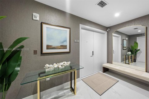 Copropriété à louer à Miami, Floride: 4 chambres, 235.04 m2 № 2003046 - photo 27