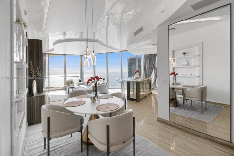Copropriété à vendre à Sunny Isles Beach, Floride: 2 chambres, 158.77 m2 № 2153251 - photo 4