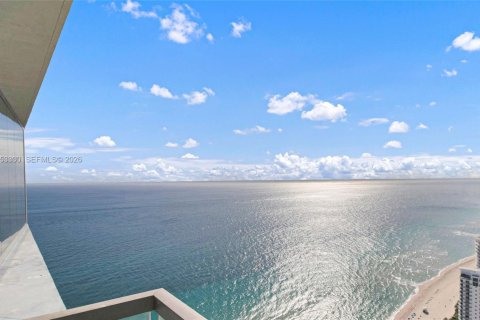 Copropriété à vendre à Sunny Isles Beach, Floride: 2 chambres, 158.77 m2 № 2153251 - photo 13