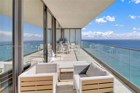 Copropriété à vendre à Sunny Isles Beach, Floride: 2 chambres, 158.77 m2 № 2153251 - photo 2
