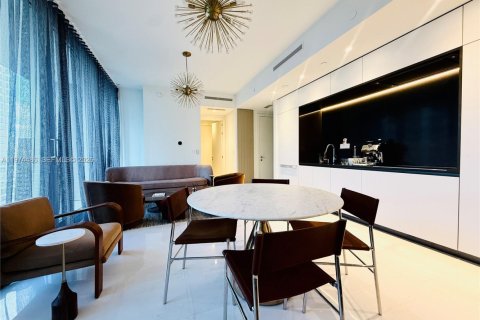 Condo in Miami, Florida, 1 bedroom  № 2052894