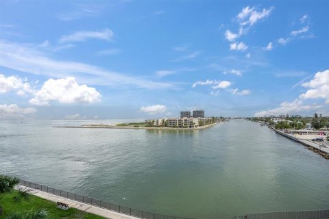 Copropriété à vendre à Saint Pete Beach, Floride: 2 chambres, 107.77 m2 № 1675251 - photo 22