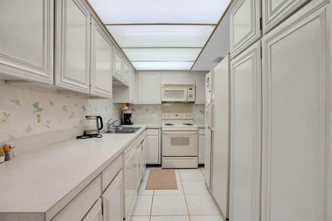 Copropriété à vendre à Saint Pete Beach, Floride: 2 chambres, 107.77 m2 № 1675251 - photo 16