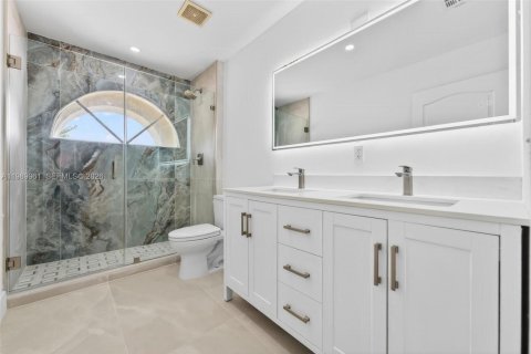 Casa en venta en Boca Raton, Florida, 4 dormitorios, 237.09 m2 № 2052507 - foto 16