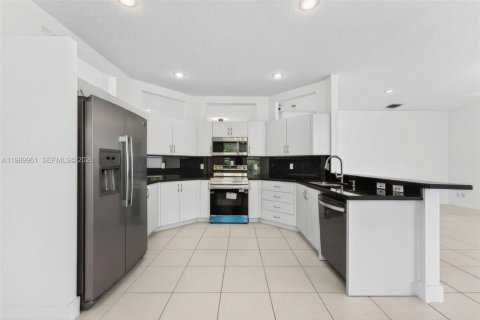 Casa en venta en Boca Raton, Florida, 4 dormitorios, 237.09 m2 № 2052507 - foto 9