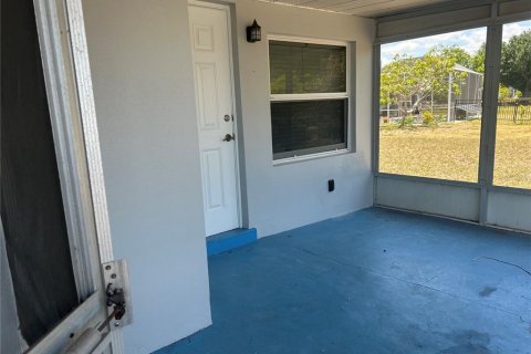 House in Port Charlotte, Florida 3 bedrooms, 163.04 sq.m. № 1670787 - photo 19