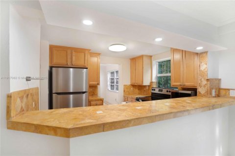 Copropriété à louer à Miami Beach, Floride: 2 chambres, 76.55 m2 № 1972622 - photo 8