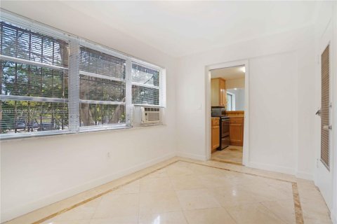 Copropriété à louer à Miami Beach, Floride: 2 chambres, 76.55 m2 № 1972622 - photo 14