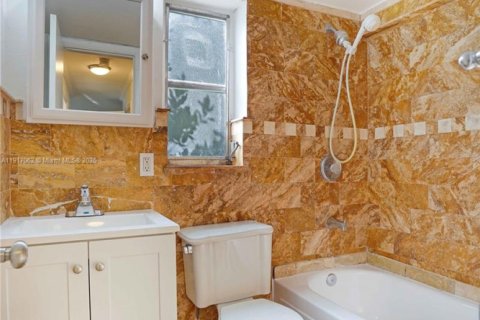 Copropriété à louer à Miami Beach, Floride: 2 chambres, 76.55 m2 № 1972622 - photo 13