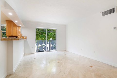 Copropriété à louer à Miami Beach, Floride: 2 chambres, 76.55 m2 № 1972622 - photo 5