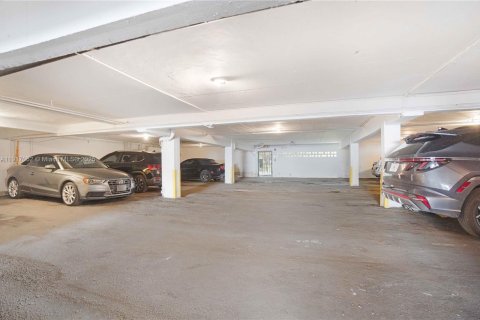 Copropriété à louer à Miami Beach, Floride: 2 chambres, 76.55 m2 № 1972622 - photo 20