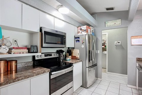 Casa en venta en Port Charlotte, Florida, 3 dormitorios, 152.17 m2 № 1902035 - foto 10