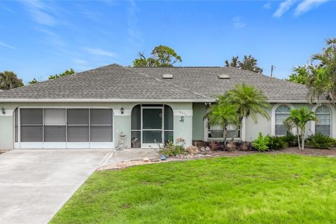 Casa en venta en Port Charlotte, Florida, 3 dormitorios, 152.17 m2 № 1902035 - foto 1