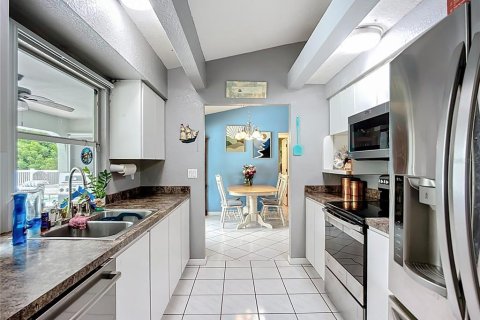 Casa en venta en Port Charlotte, Florida, 3 dormitorios, 152.17 m2 № 1902035 - foto 11