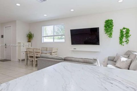 Touwnhouse à louer à Homestead, Floride: 4 chambres, 178.74 m2 № 1940800 - photo 16